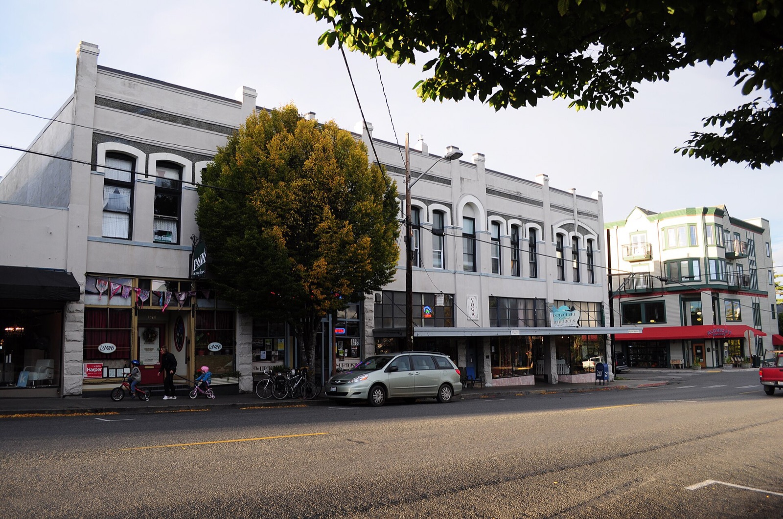 Shopfronts on Lawrence Street in uptown Port Townsend