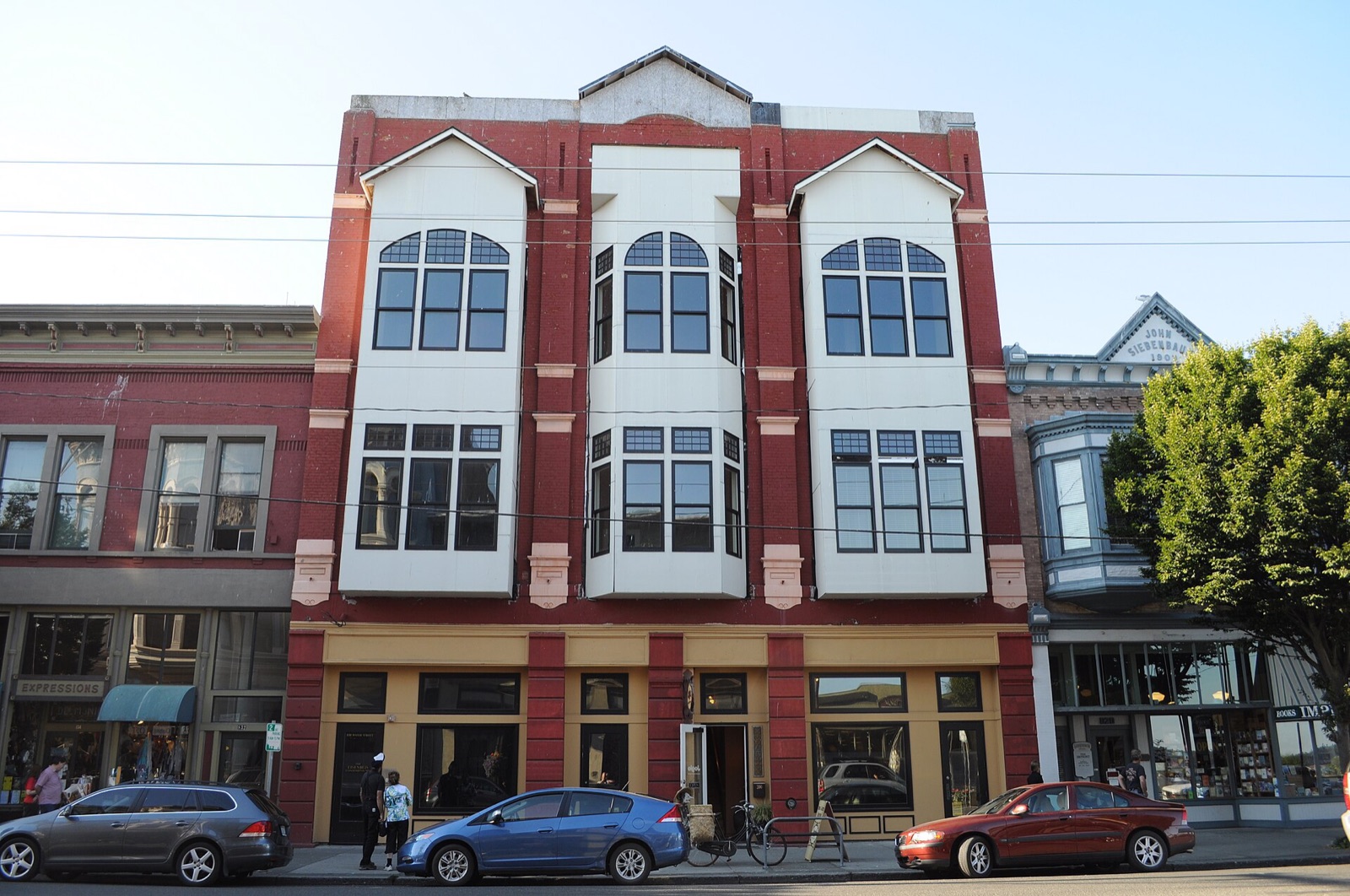 Victorian brick storefronts on Water Street